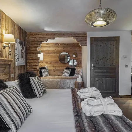 Elegant A Le Praz Avec Spa, Cheminee Et Services Inclus - Fr-1-568-35 (adults Only) シャレー クールシュヴェル